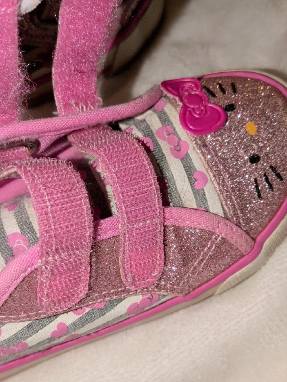 Hello Kitty Pink Glitter Girls' Sneakers with Velcro Bows
